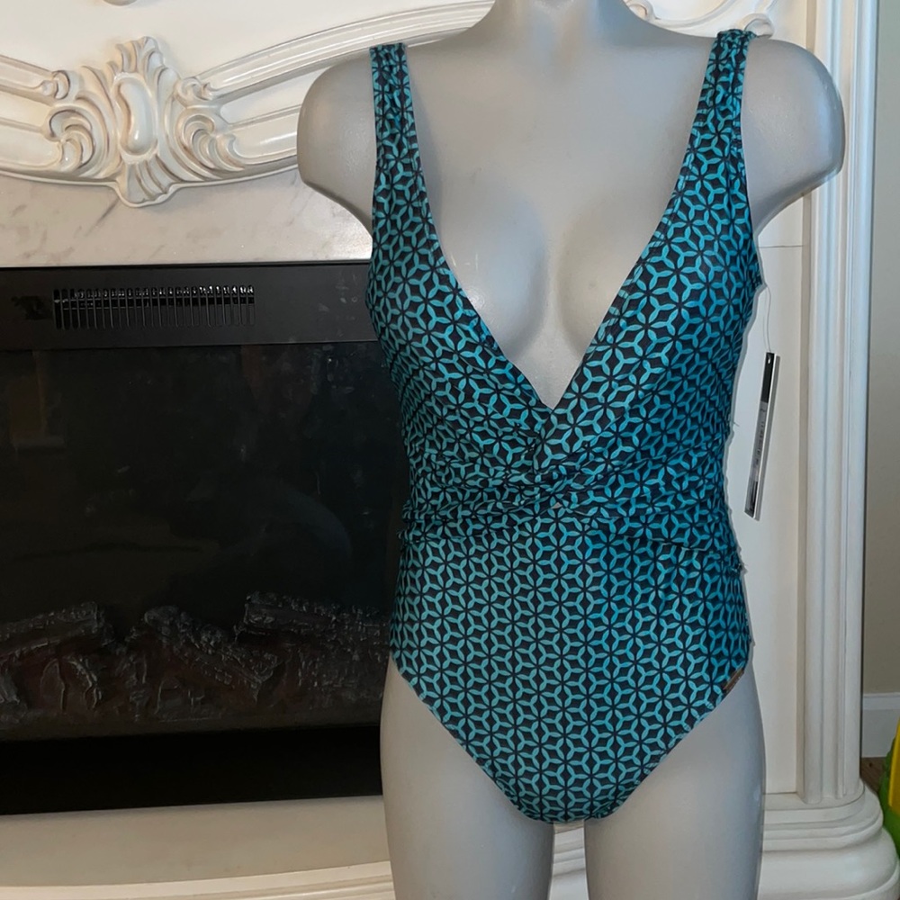 🎉Host Pick🎉Nicole Miller bathing suit